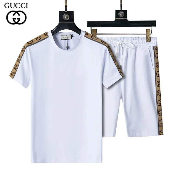Gucci Matching Sets Short-Sleeve T-Shirt and Shorts Set product detail image 10