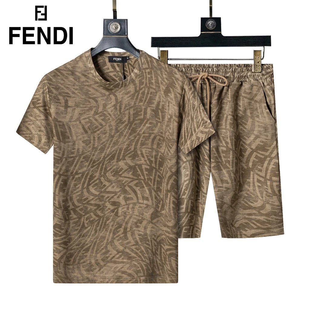 Gucci Matching Sets Short-Sleeve T-Shirt and Shorts Set — 15