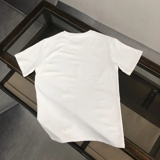 Gucci T-Shirts Short-Sleeve Logo Print product detail image 18