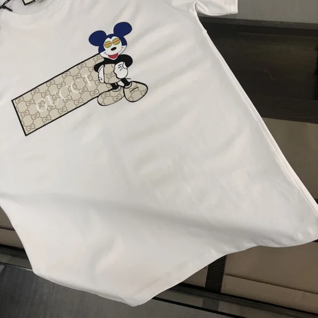Gucci T-Shirts Short-Sleeve Logo Print product detail image 17