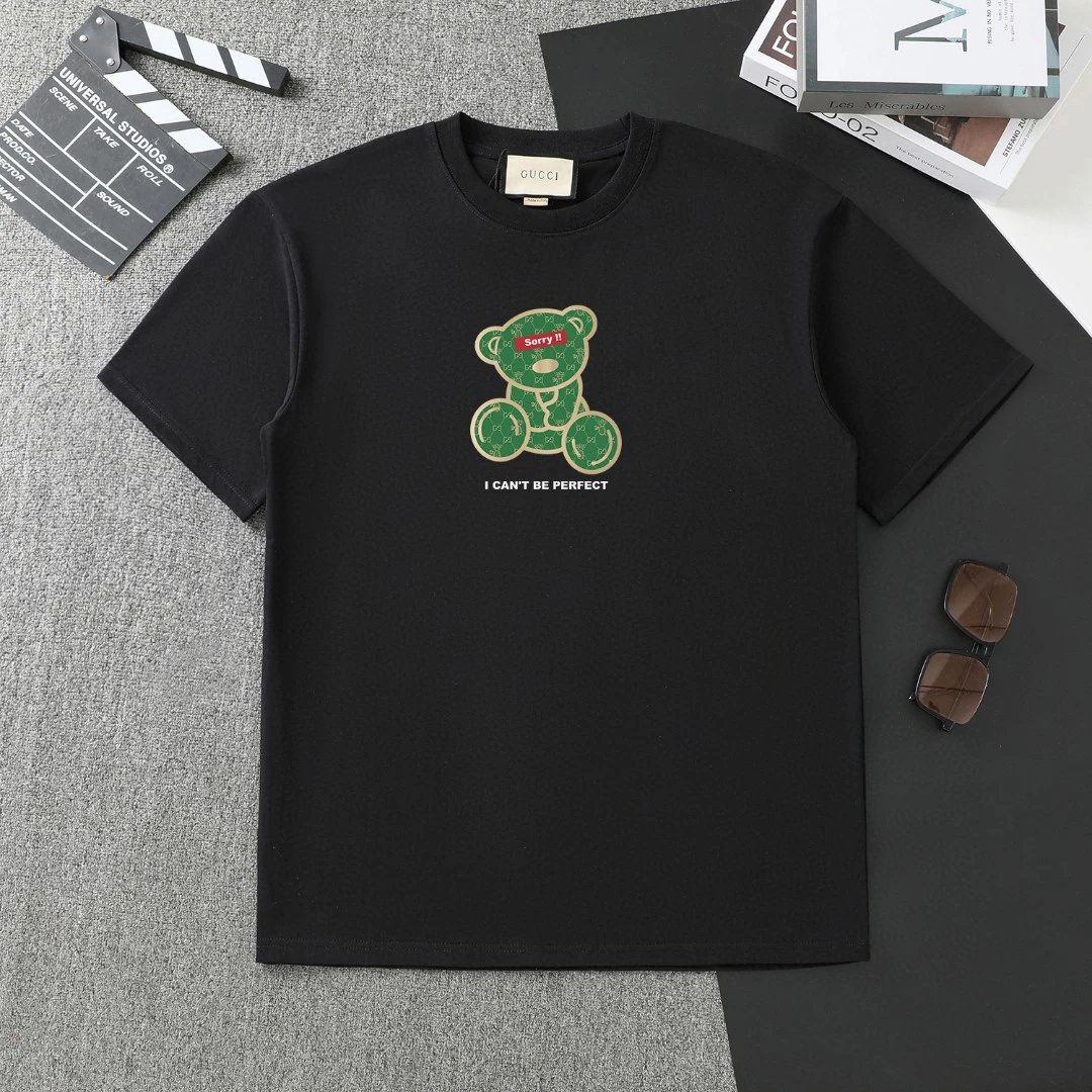 Gucci T-Shirts Short-Sleeve Logo Print — 34