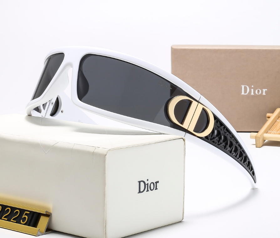 Dior Eyewear Sunglasses — TH-022