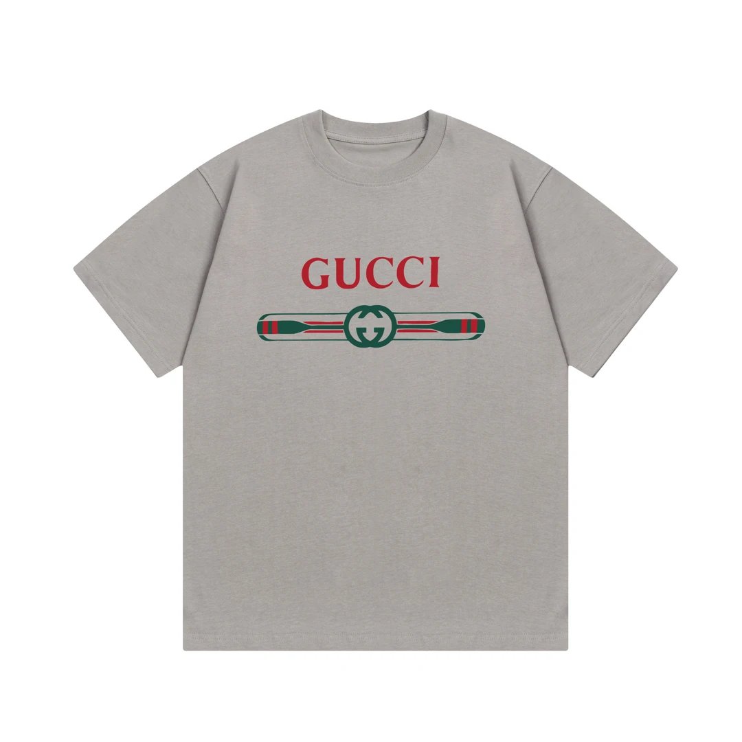 Gucci T-Shirts Short-Sleeve Logo Graphic T-Shirt — 32