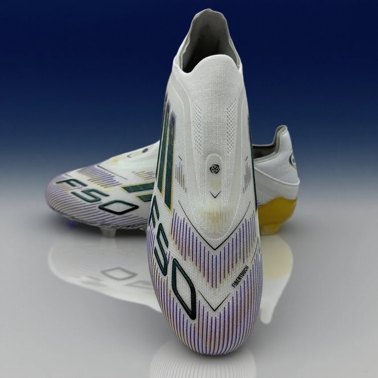 Z2502 Spike White