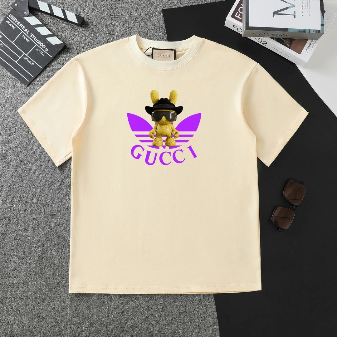 Gucci T-Shirts Short-Sleeve Logo Print — 29