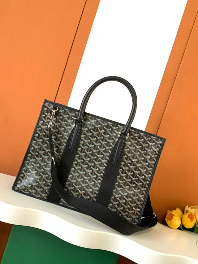 Goyard Handbags Zippered Monogram Clutch Pouch product detail image 32