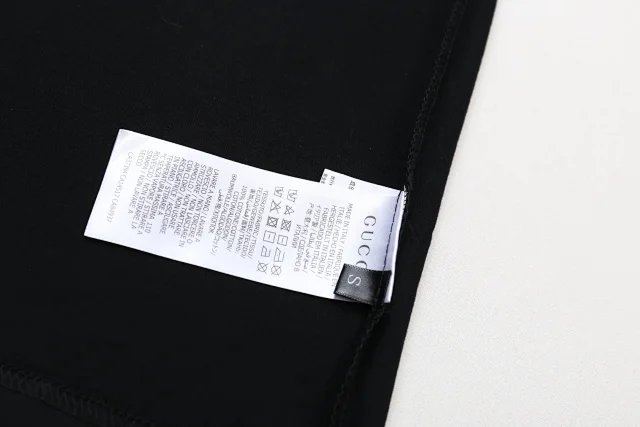 Gucci T-Shirts Short-Sleeve Logo Graphic T-Shirt product detail image 26