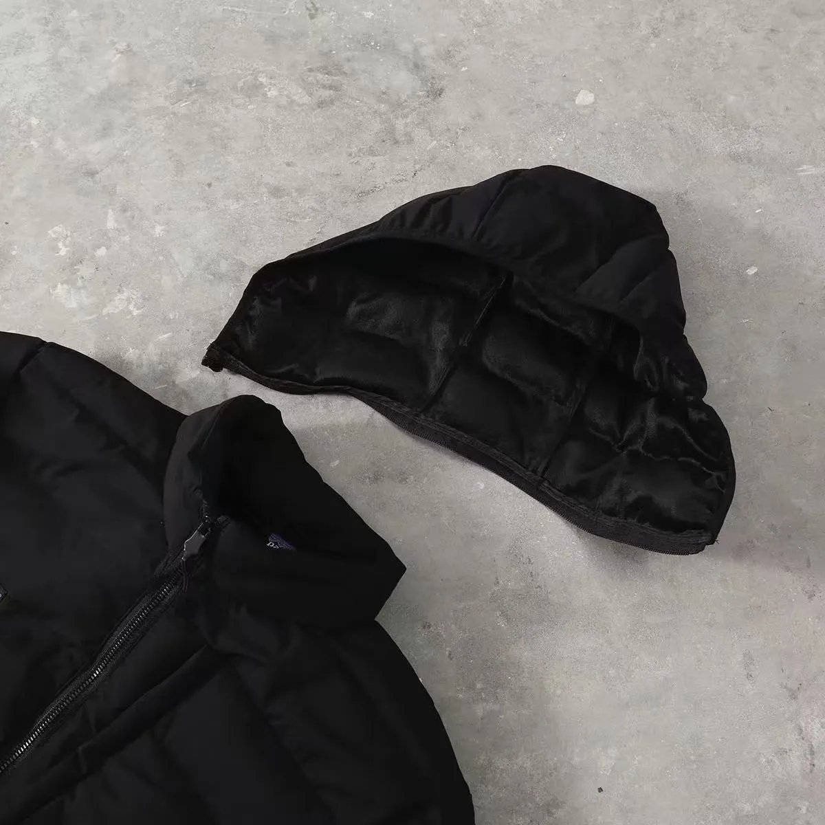 Patagonia Down Jackets Hooded quilted puffer jacket with zip chest pocket image 8