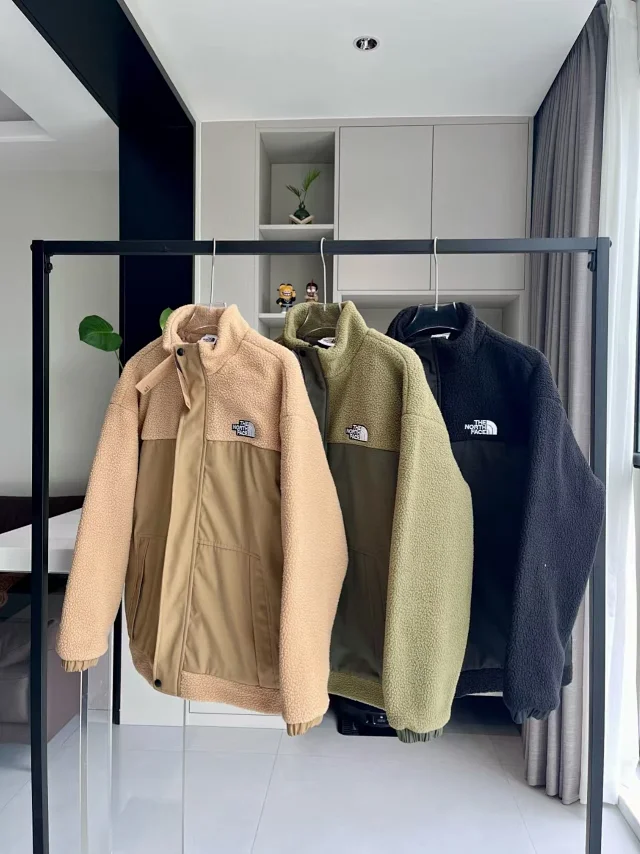 The North Face Jackets Fleece Zip Jacket product detail image 8