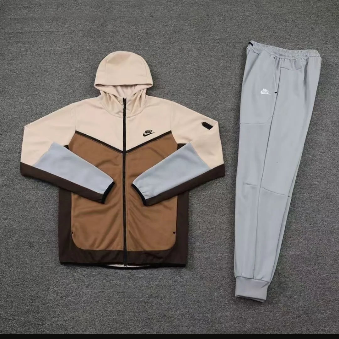 Nike DD-818 and DD-819 hooded tracksuits image 9