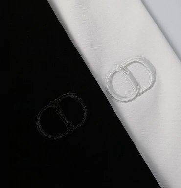 Dior T-Shirts Crew Neck Logo T-Shirt image 8