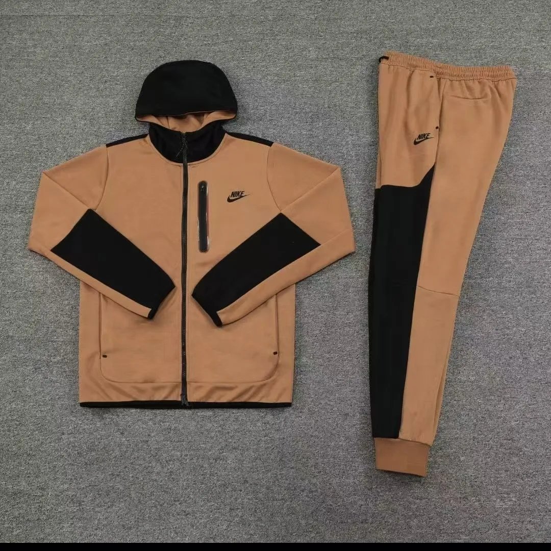 Nike DD-818 and DD-819 hooded tracksuits image 10
