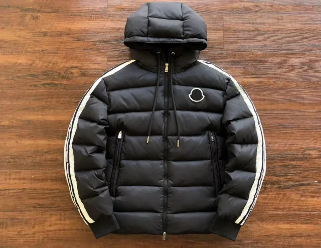 Moncler Down Jackets Hooded quilted jacket with sleeve pocket product detail image 12
