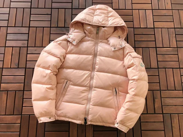 Moncler Down Jackets Hooded quilted jacket with sleeve pocket product detail image 5