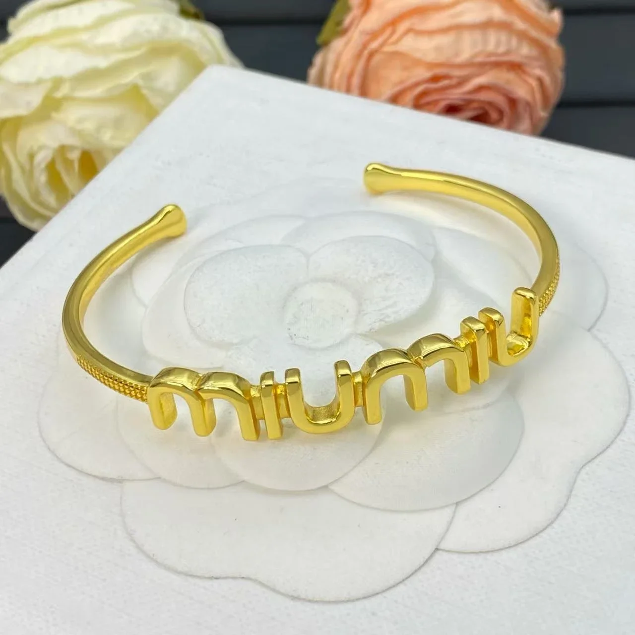 MiU MiU Gold Bracele