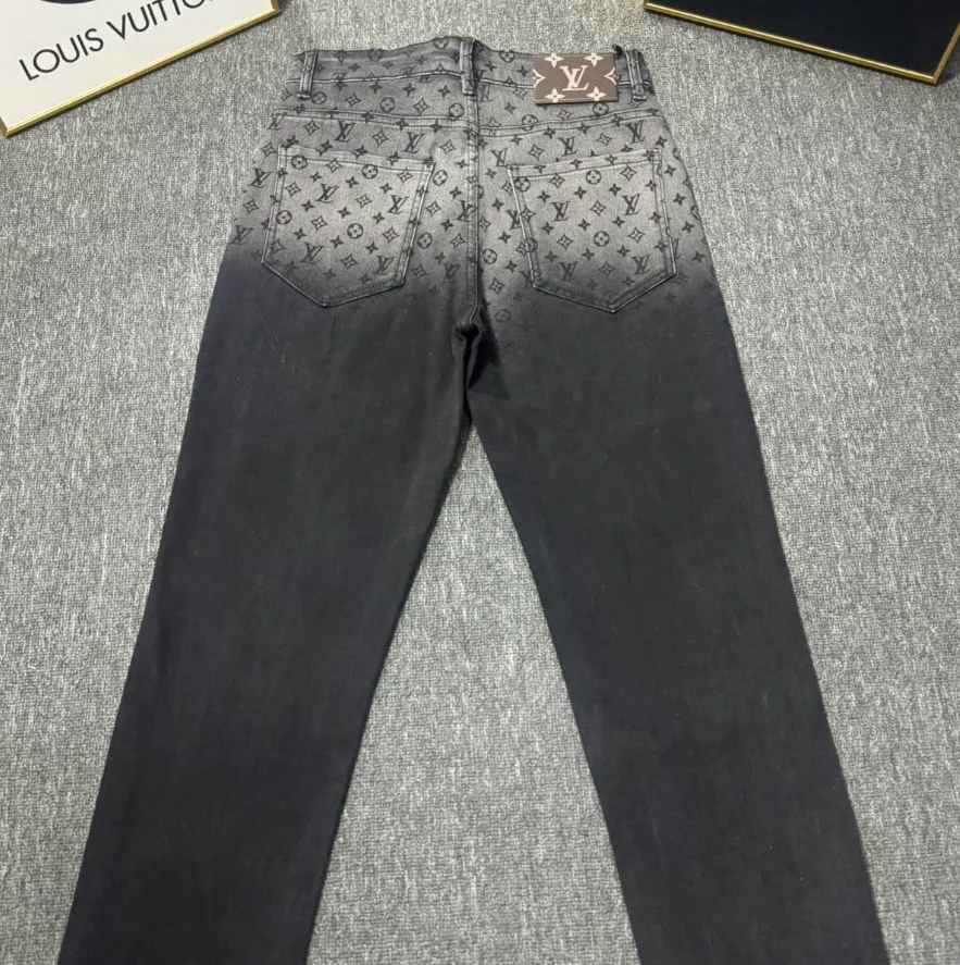 Louis Vuitton Black 