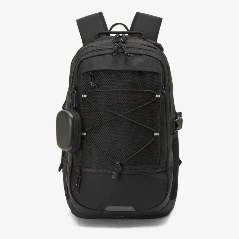 Under Armour Strive 