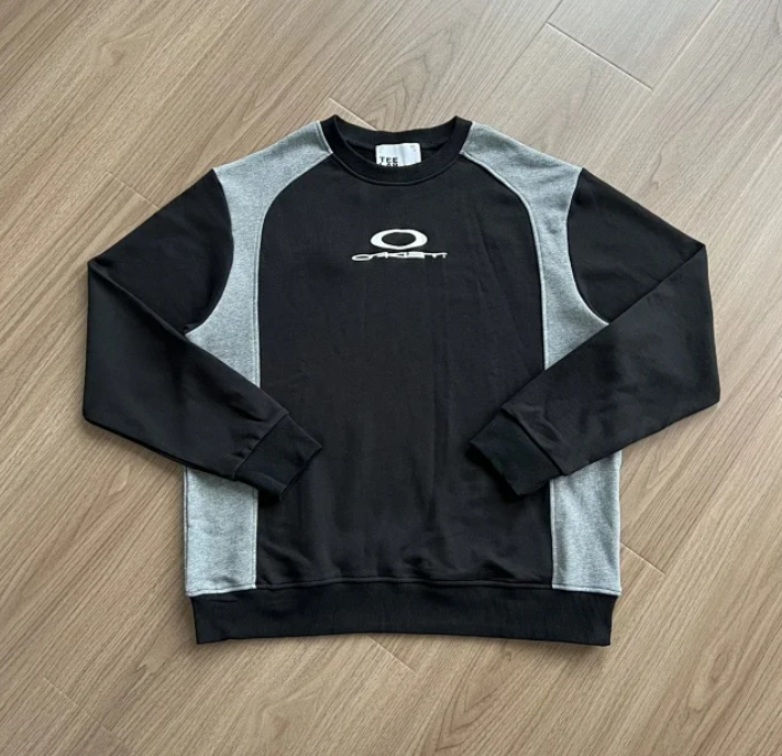 Oakley Panelled Black Off-White Sporty T-Shirt