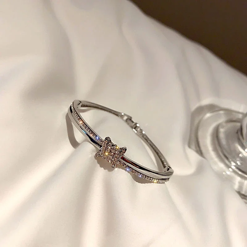 Silver Jewelry Brace