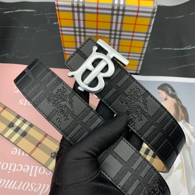 Burberry Belts Reversible check and black monogram belt with TB buckle product detail image 13