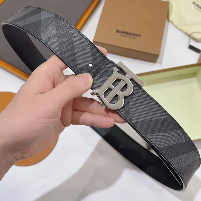 Burberry Belts Reversible check and black monogram belt with TB buckle product detail image 11