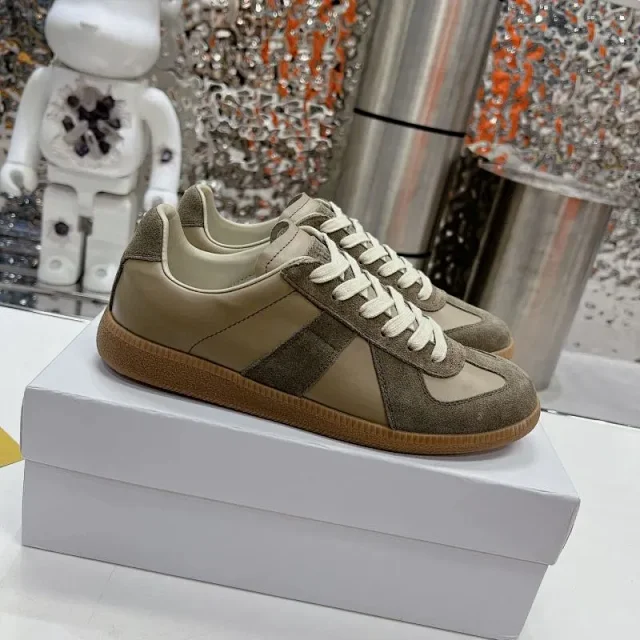 MM6 Maison Margiela Sneakers Low-Top Lace-Up Gum-Sole product detail image 9