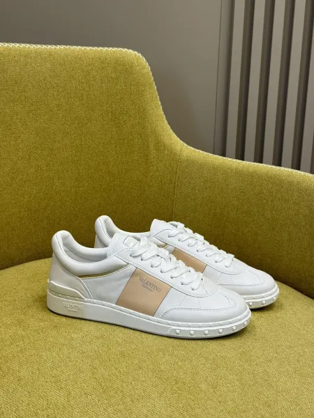 Valentino Garavani Sneakers Gray Suede with Navy and Green Accents - 24