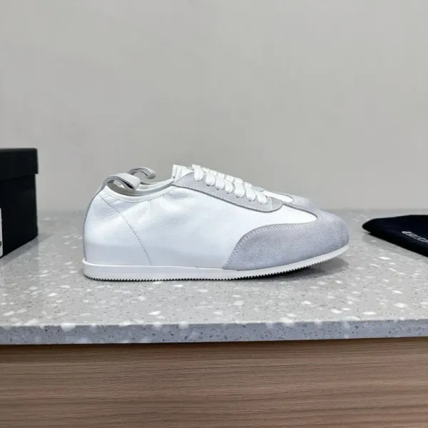Design Low-Profile Leather-Suede Hybrid Sneakers Black - 2