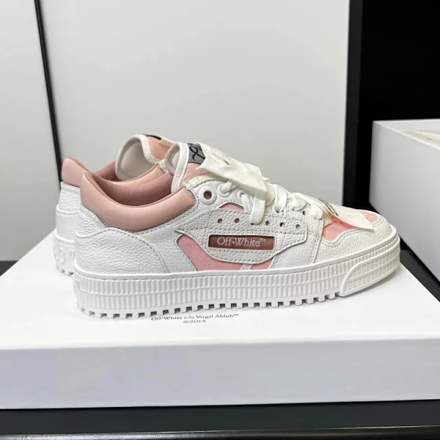 Off-White Sneakers Out Of Office low-top product detail image 4