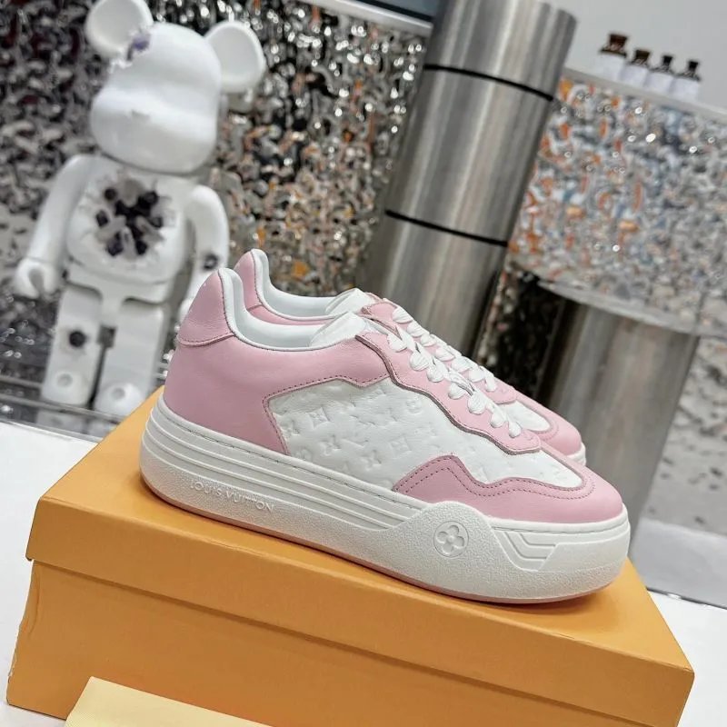 Louis Vuitton Sneakers Platform with monogram-embossed side panels — 3