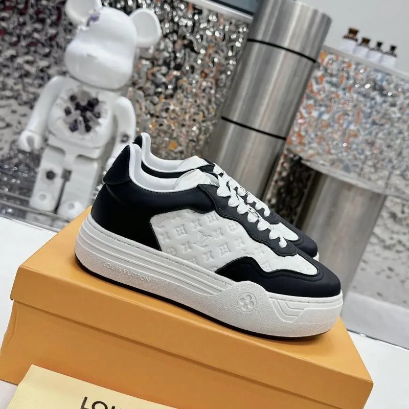 Louis Vuitton Sneakers Platform with monogram-embossed side panels — 4