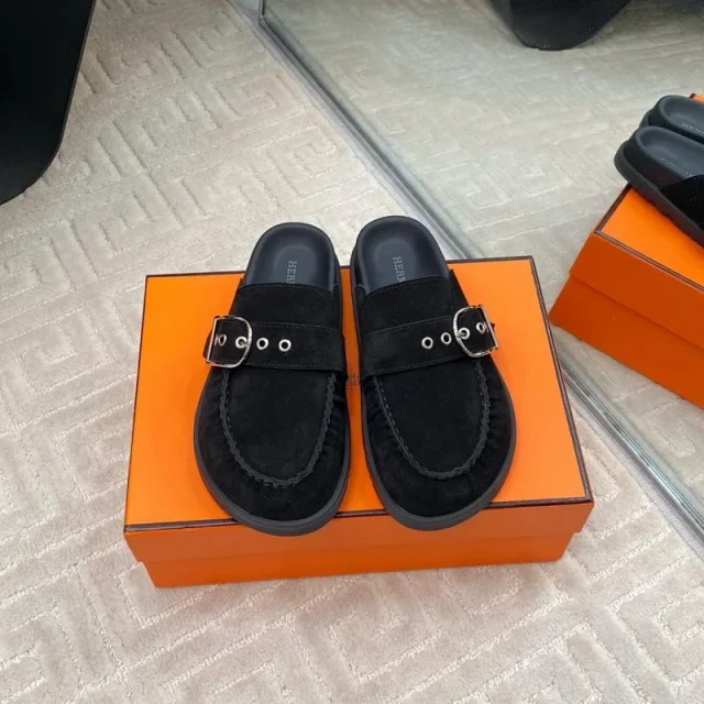 Hermès Slippers Suede buckle mule product detail image 2