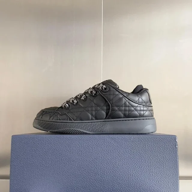 Unbranded Sneakers Low-Top Quilted product detail image 1