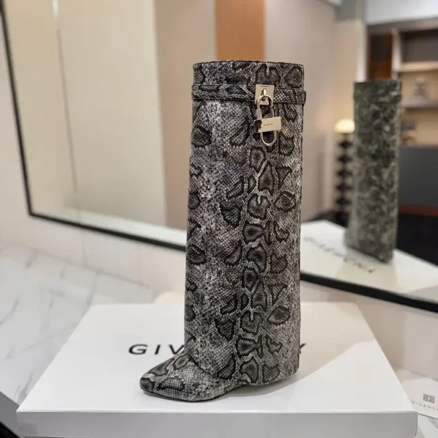 Givenchy Boots Pointed-Toe Double-Buckle Mid-Calf product detail image 12