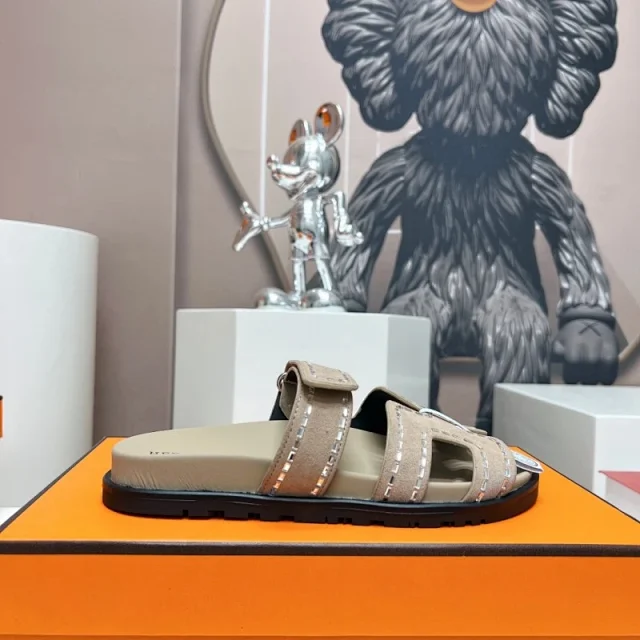 Hermès Sandals Chypre H-cutout suede with adjustable strap product detail image 29