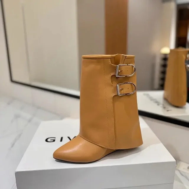 Givenchy Boots Pointed-Toe Double-Buckle Mid-Calf product detail image 2