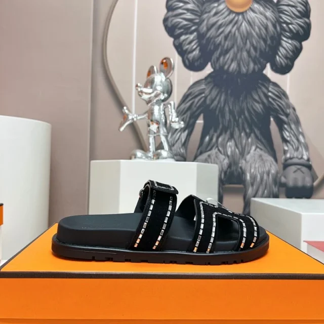 Hermès Sandals Chypre H-cutout suede with adjustable strap product detail image 30