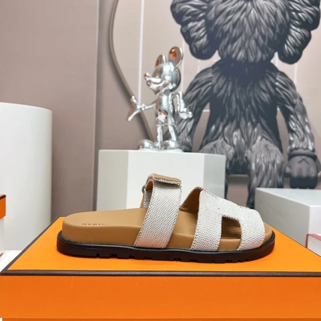 Hermès Sandals H-shaped adjustable-strap slide product detail image 3