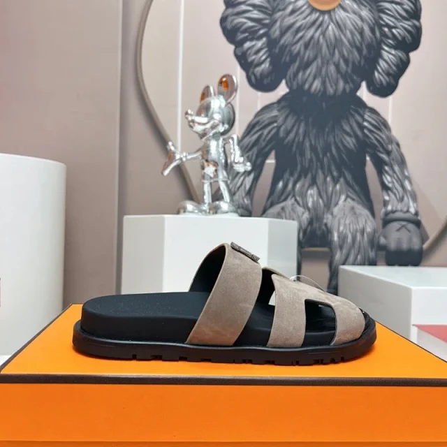 Hermès Sandals H-shaped adjustable-strap slide product detail image 12