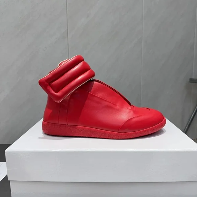 Unbranded Sneakers High-top with padded ankle strap product detail image 1