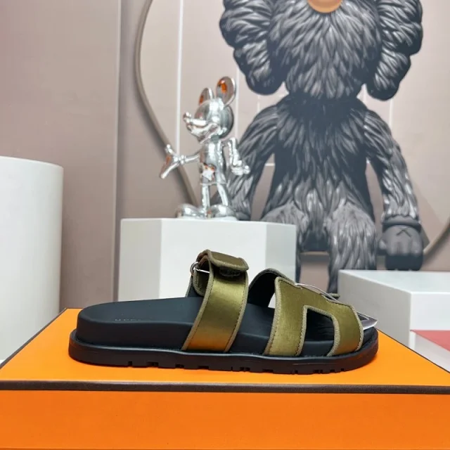 Hermès Sandals H-shaped adjustable-strap slide product detail image 21