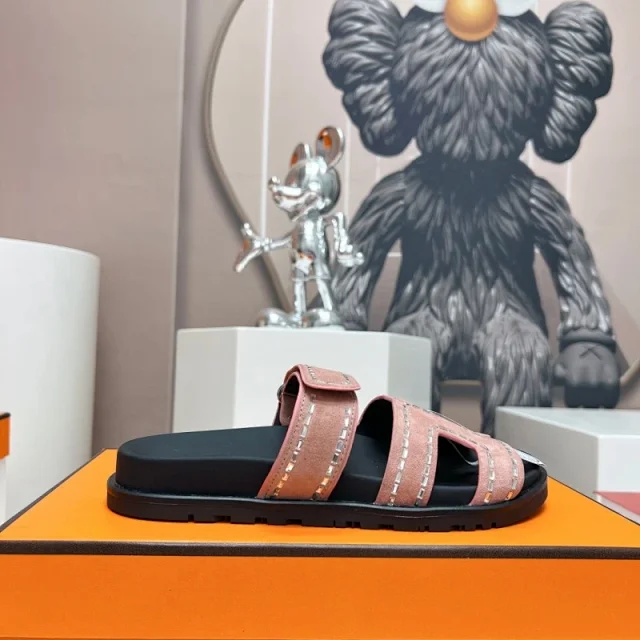 Hermès Sandals Chypre H-cutout suede with adjustable strap product detail image 28
