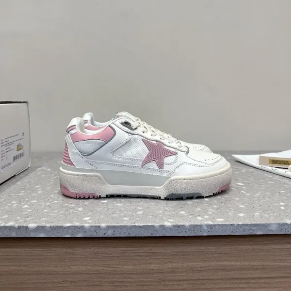 Valentino Garavani Rockstud Stars White Leather Sneakers - 8