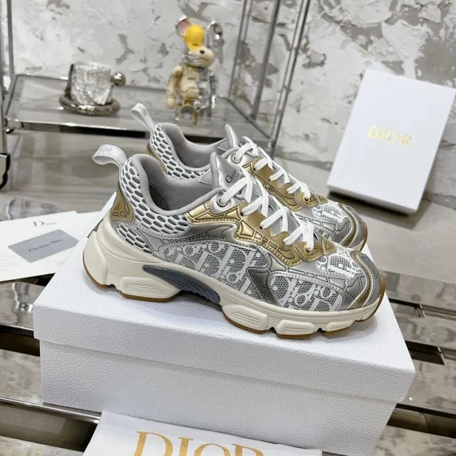 Dior Sneakers D-Connect product detail image 1