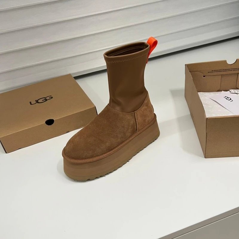 UGG Boots Platform Pull-On Ankle — 3