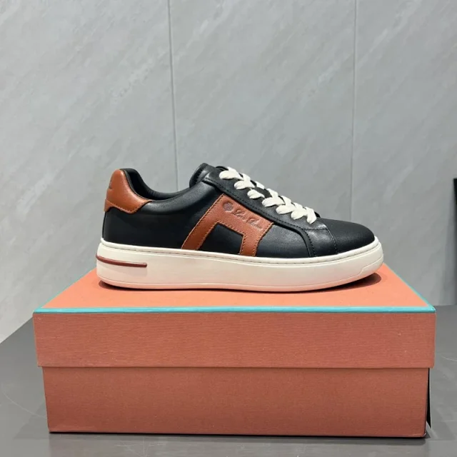Loro Piana Sneakers Low-top lace-up leather with contrast side stripes product detail image 4