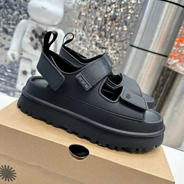 UGG Sandals Goldenstar Hi Slide Platform product detail image 1