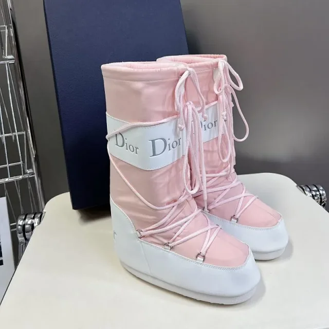 Dior Boots Faux Fur Trim Lace-Up Snow with Pom-Poms product detail image 6