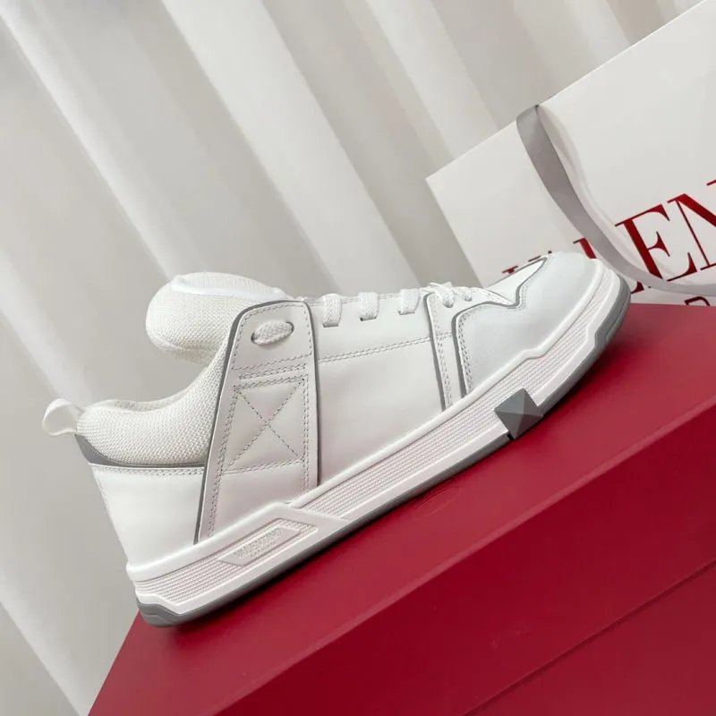Valentino Sneakers Low-top with Roman stud sole detail — 1