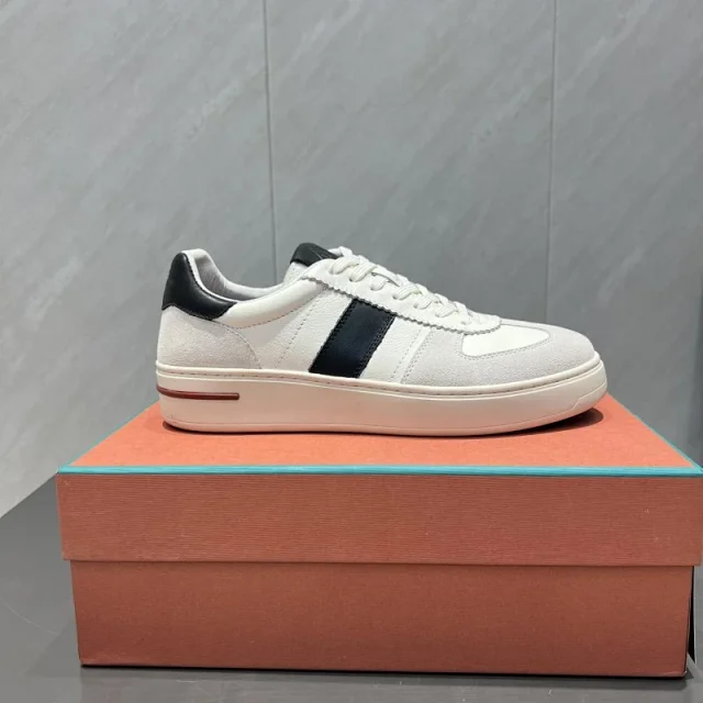 Loro Piana Sneakers Low-top lace-up leather with contrast side stripes product detail image 1